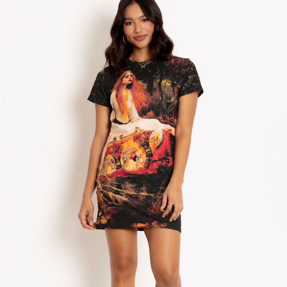 The Lady Of Shallott T-Shirt Dress